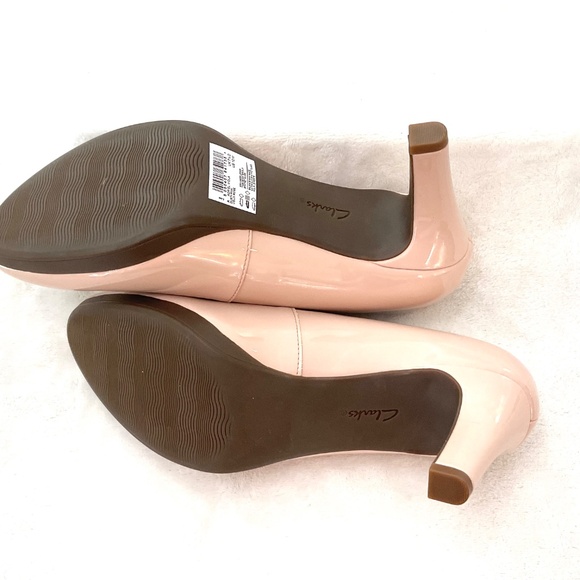 Clarks Adriel Viola Ultimate Comfort Heel Pumps Size  10M - Picture 12 of 13